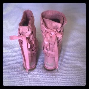UGG boots  like New!